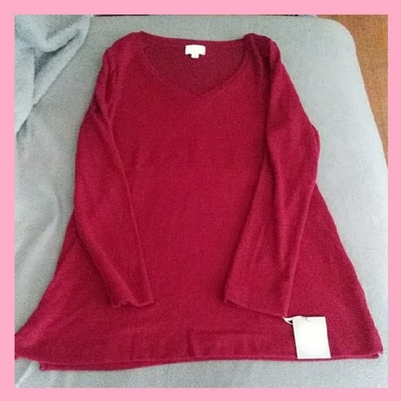 a:glow Sweaters - Red Maternity Shirt/Light sweater